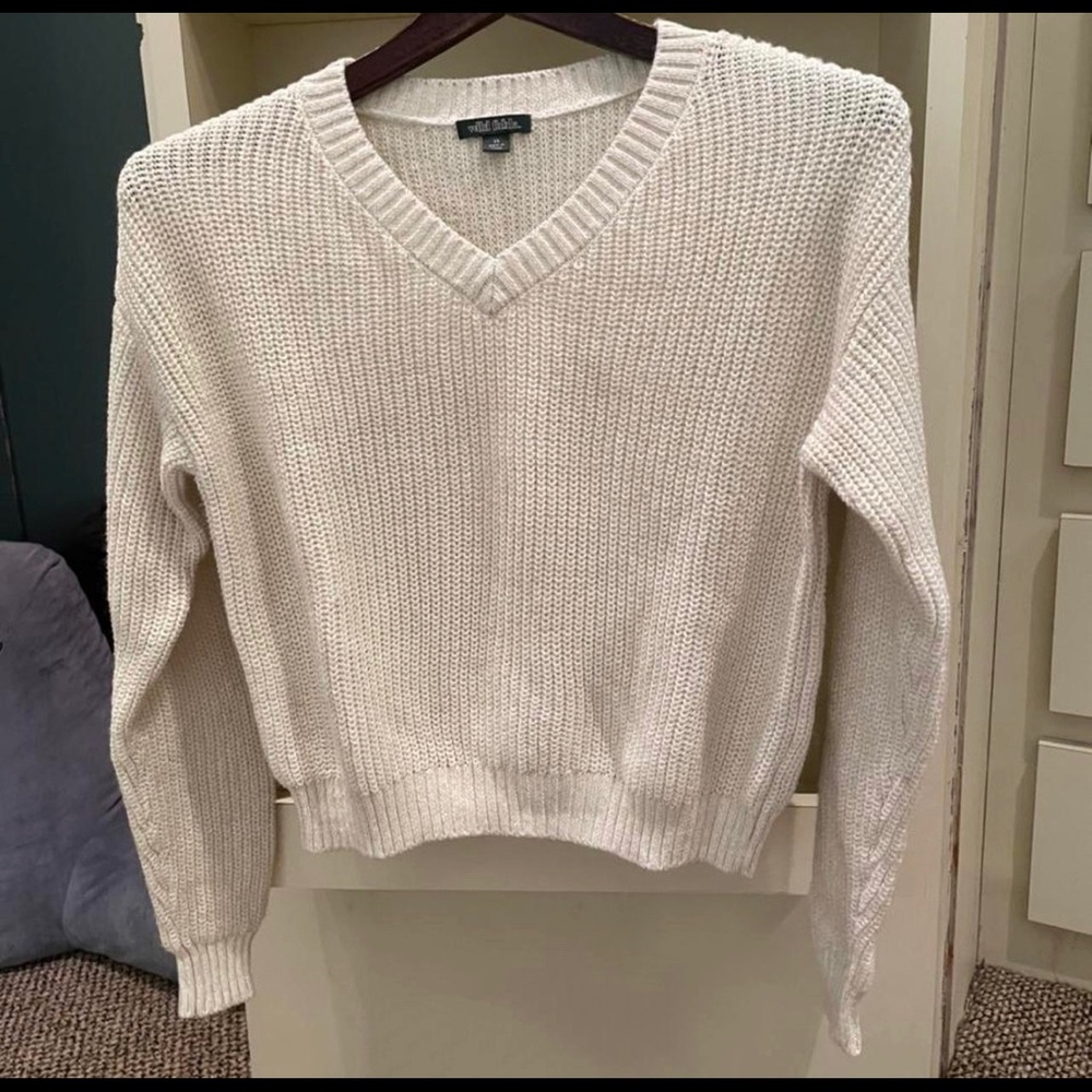 White (with gold accents) Wild Fable Sweater 🤍